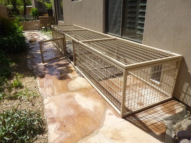 Small Dog Kennels in Scottsdale AZ.